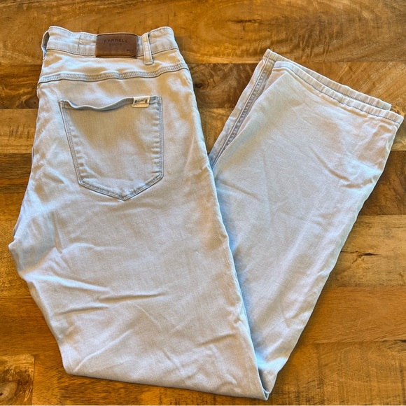 Athletic Fit Jeans - Picture 5 of 9